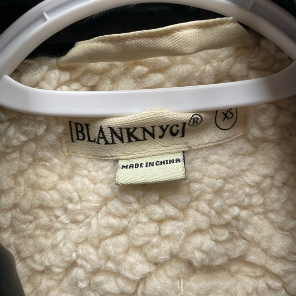 Blank NYC Sherpa jacket size XS with leather accents. - Picture 6 of 6